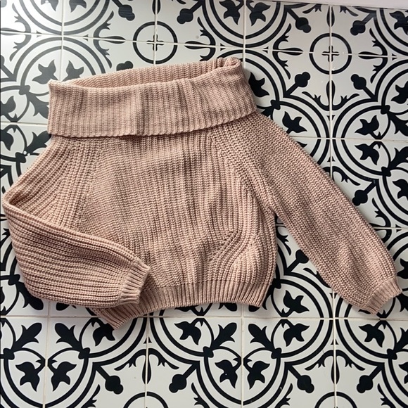 LULU’s Off-the-Shoulder Sweater. NWT!!! - Picture 2 of 4